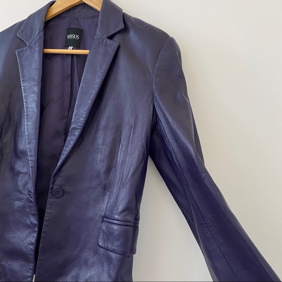 Vintage VERSUS VERSACE purple leather jacket - Picture 8 of 13